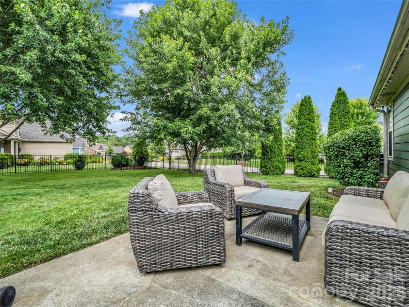 17 Black Iron Lane, Hendersonville, NC 28792.  MLS# CAR4393003, YatesRealty ID 37266. 