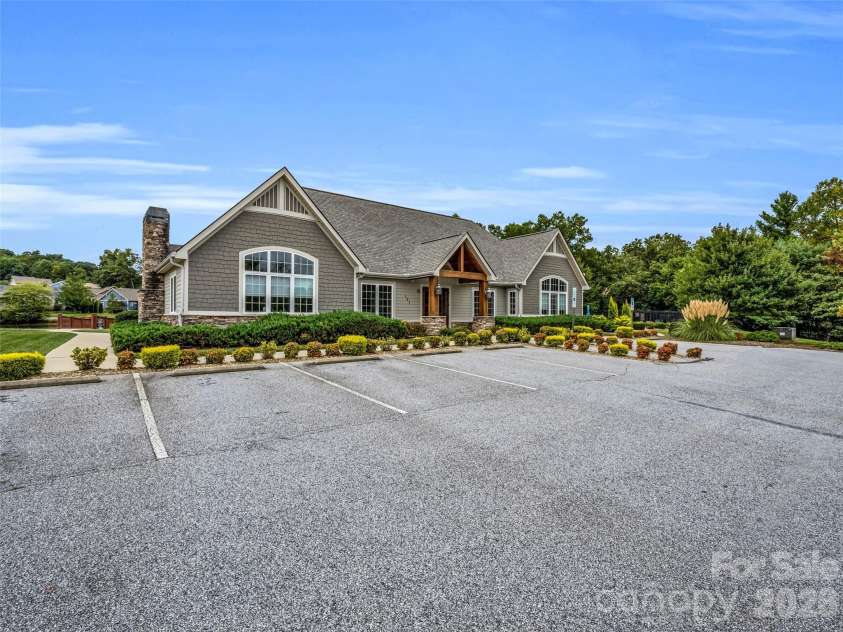 17 Black Iron Lane, Hendersonville, NC 28792.  MLS# CAR4393003, YatesRealty ID 37266. 