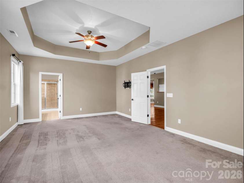 17 Black Iron Lane, Hendersonville, NC 28792.  MLS# CAR4393003, YatesRealty ID 37266. 