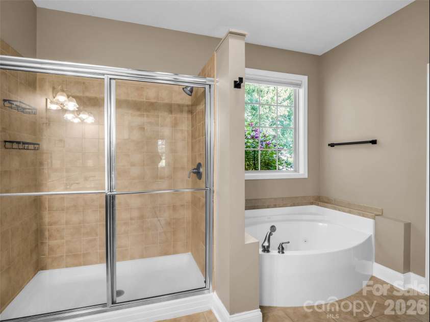 17 Black Iron Lane, Hendersonville, NC 28792.  MLS# CAR4393003, YatesRealty ID 37266. 