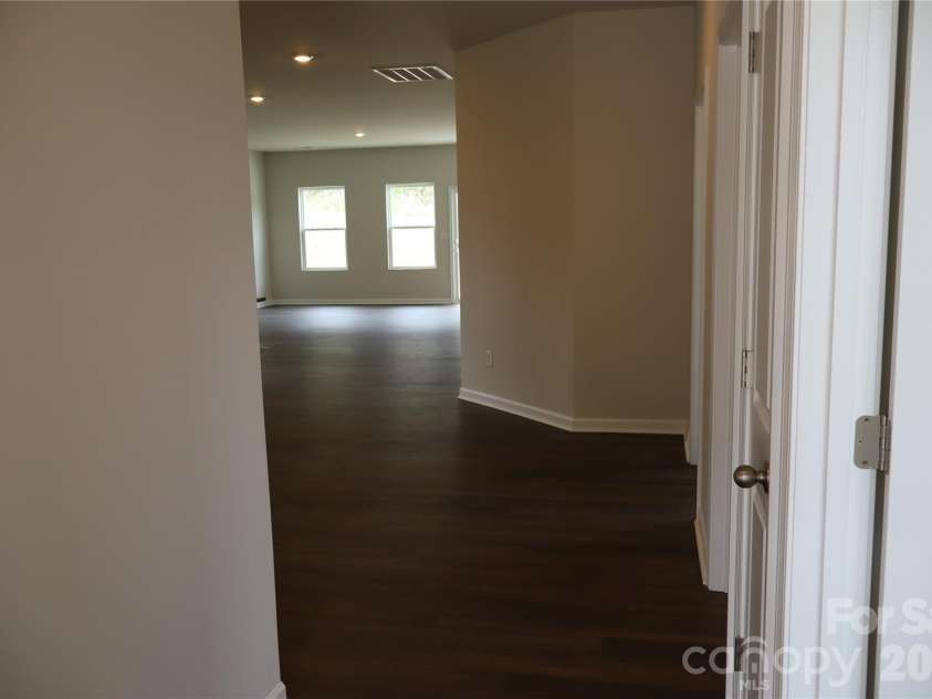 1033 Marble Passage, Richburg, SC 29729.  MLS# CAR4398322, YatesRealty ID 37267. Entry