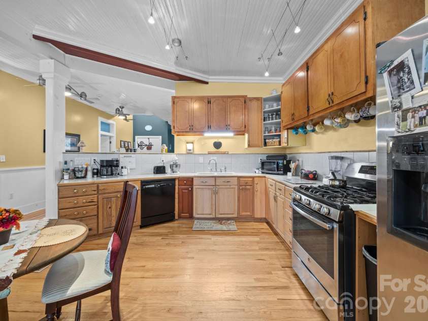1223 Lafayette Street, Shelby, NC 28152.  MLS# CAR4373858, YatesRealty ID 3727. 