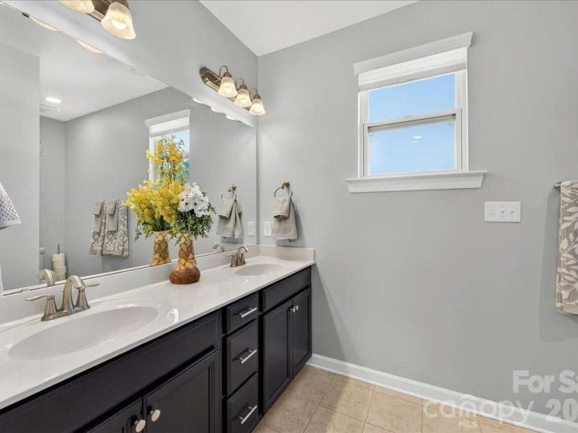 1437 Imperial Court, York, SC 29745.  MLS# CAR4396228, YatesRealty ID 37270. 