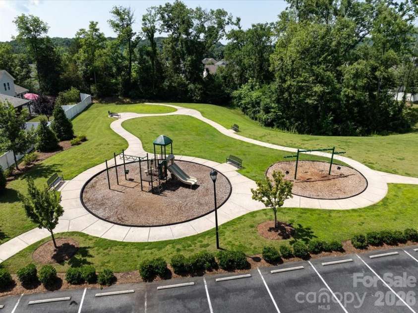 1437 Imperial Court, York, SC 29745.  MLS# CAR4396228, YatesRealty ID 37270. 