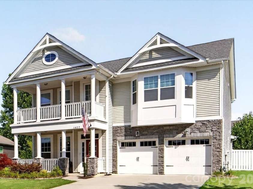 1437 Imperial Court, York, SC 29745.  MLS# CAR4396228, YatesRealty ID 37270. Welcome Home!