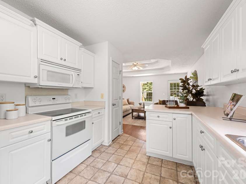 710 Painted Lady Court, Rock Hill, SC 29732.  MLS# CAR4403084, YatesRealty ID 37276. 