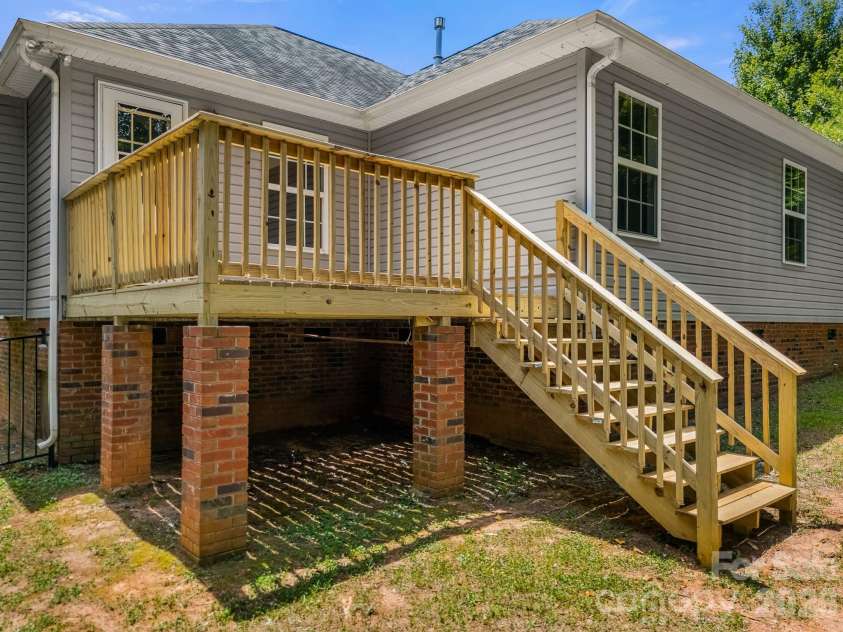 710 Painted Lady Court, Rock Hill, SC 29732.  MLS# CAR4403084, YatesRealty ID 37276. 