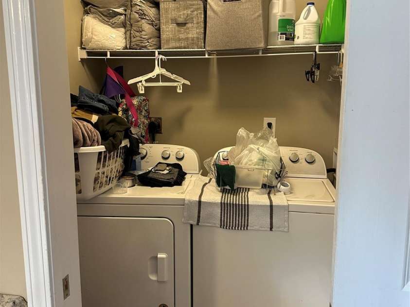 52 Restful Lane, Hickory, NC 28601.  MLS# CAR4239237, YatesRealty ID 3728. 