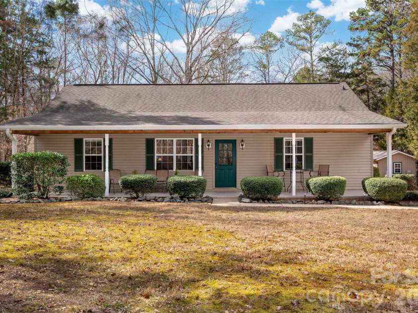 7710 Walkup Road, Waxhaw, NC 28173.  MLS# CAR4344157, YatesRealty ID 3728. 