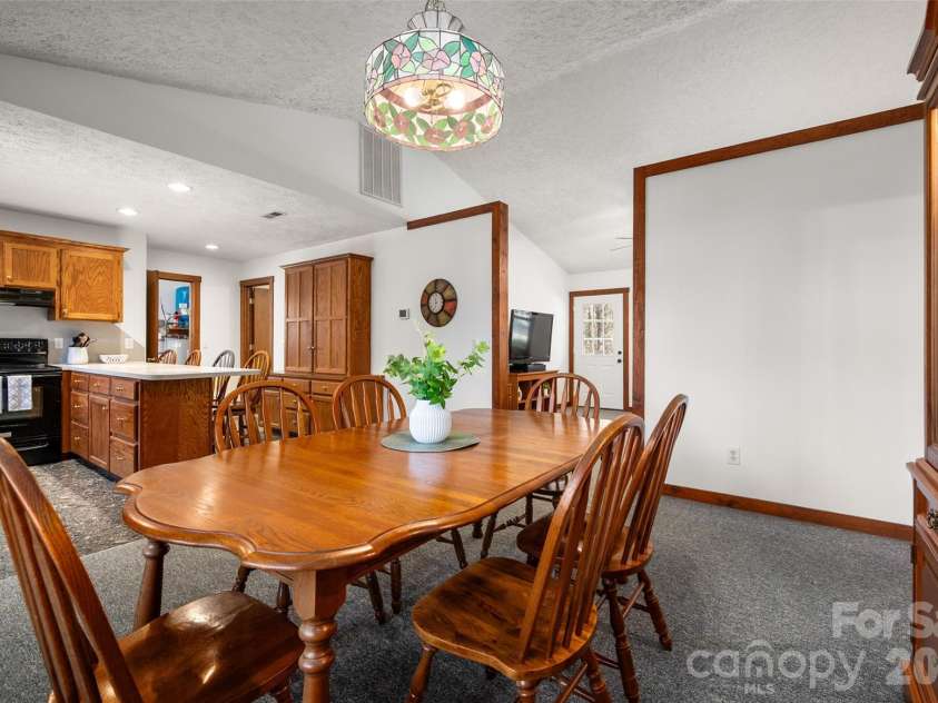 7710 Walkup Road, Waxhaw, NC 28173.  MLS# CAR4344157, YatesRealty ID 3728. 