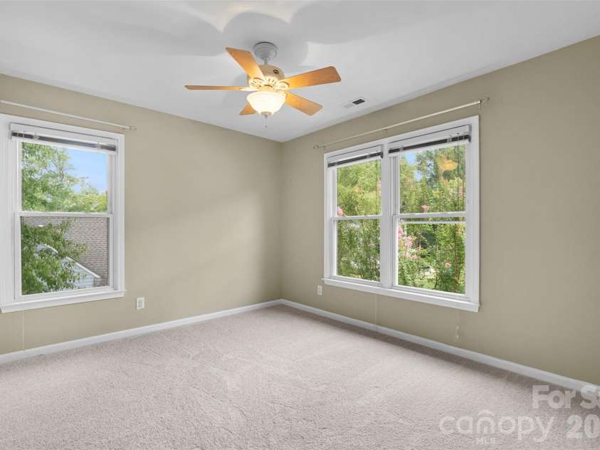 8610 Forest Shadow Circle, Cornelius, NC 28031.  MLS# CAR4401758, YatesRealty ID 37280. 