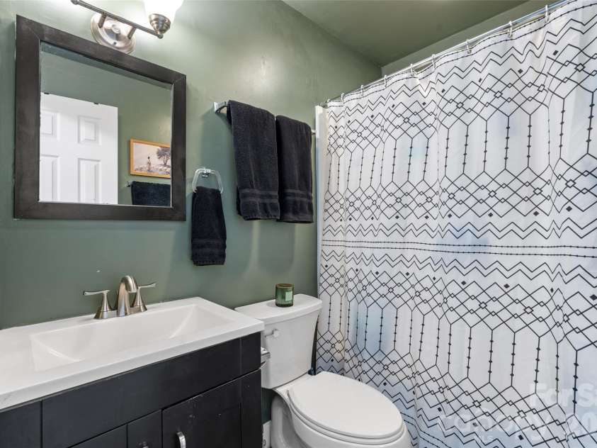 1226 Newfound Road, Leicester, NC 28748.  MLS# CAR4404463, YatesRealty ID 37287. 