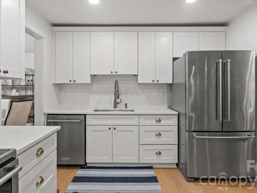 215 Ridgewood Drive, Monroe, NC 28112.  MLS# CAR4401158, YatesRealty ID 37289. 
