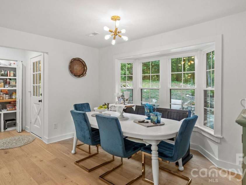 215 Ridgewood Drive, Monroe, NC 28112.  MLS# CAR4401158, YatesRealty ID 37289. 