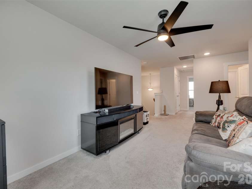 1195 Cavalier Lane, Rock Hill, SC 29730.  MLS# CAR4267397, YatesRealty ID 3729. 