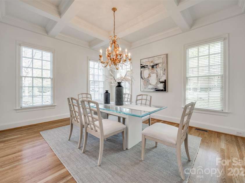 2622 Sheffield Crescent Court, Charlotte, NC 28226.  MLS# CAR4234742, YatesRealty ID 3729. 