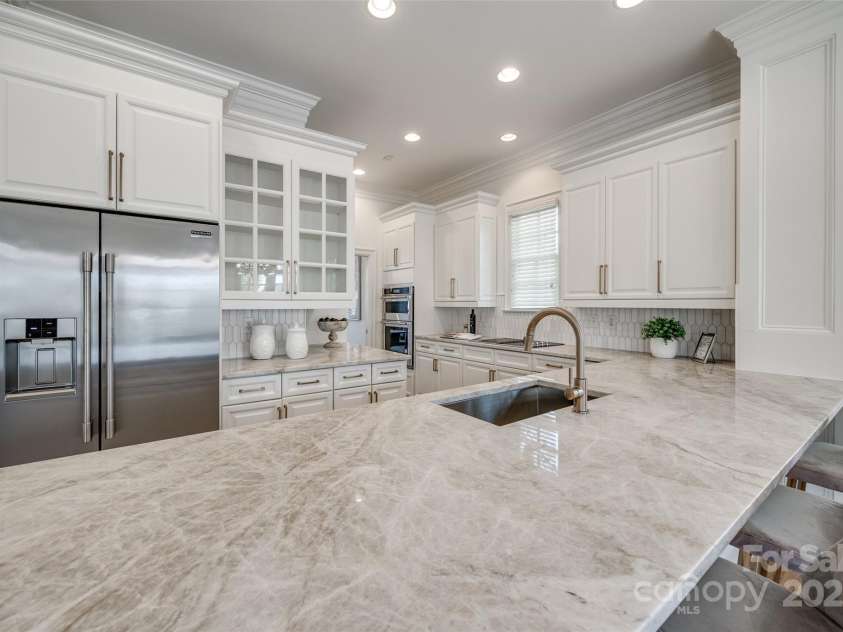 2622 Sheffield Crescent Court, Charlotte, NC 28226.  MLS# CAR4234742, YatesRealty ID 3729. 