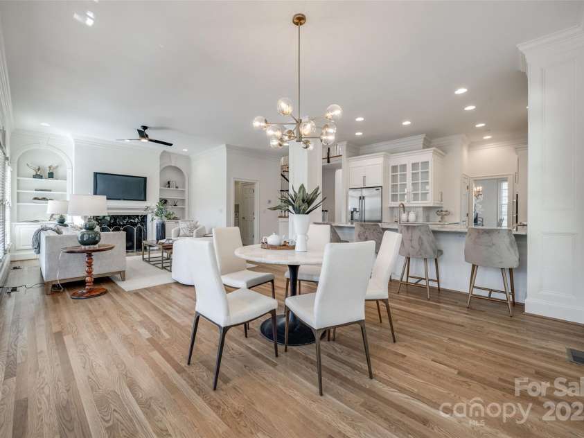 2622 Sheffield Crescent Court, Charlotte, NC 28226.  MLS# CAR4234742, YatesRealty ID 3729. 