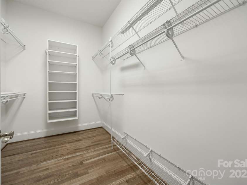2622 Sheffield Crescent Court, Charlotte, NC 28226.  MLS# CAR4234742, YatesRealty ID 3729. 