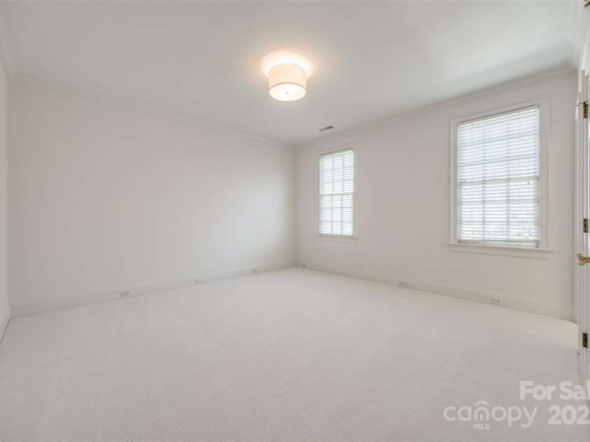 2622 Sheffield Crescent Court, Charlotte, NC 28226.  MLS# CAR4234742, YatesRealty ID 3729. 