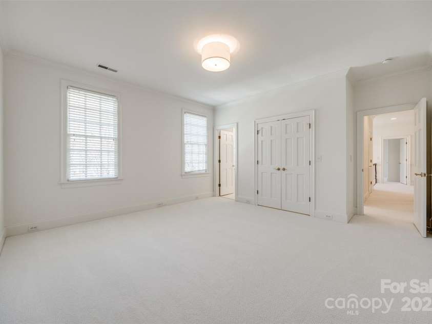 2622 Sheffield Crescent Court, Charlotte, NC 28226.  MLS# CAR4234742, YatesRealty ID 3729. 