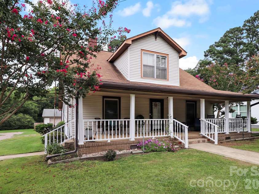 501 Main Street, Granite Quarry, NC 28146.  MLS# CAR4316463, YatesRealty ID 3729. 