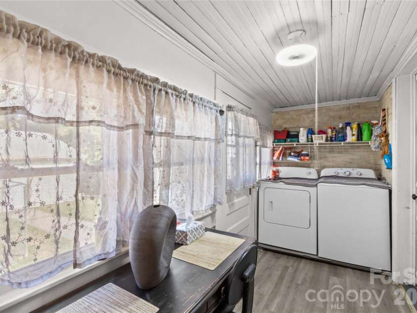 501 Main Street, Granite Quarry, NC 28146.  MLS# CAR4316463, YatesRealty ID 3729. 