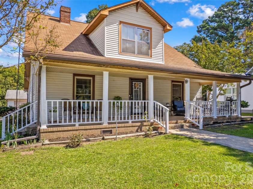 501 Main Street, Granite Quarry, NC 28146.  MLS# CAR4316463, YatesRealty ID 3729. 