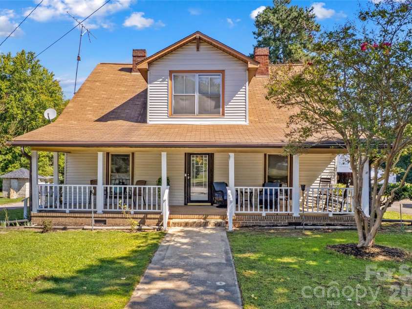 501 Main Street, Granite Quarry, NC 28146.  MLS# CAR4316463, YatesRealty ID 3729. 
