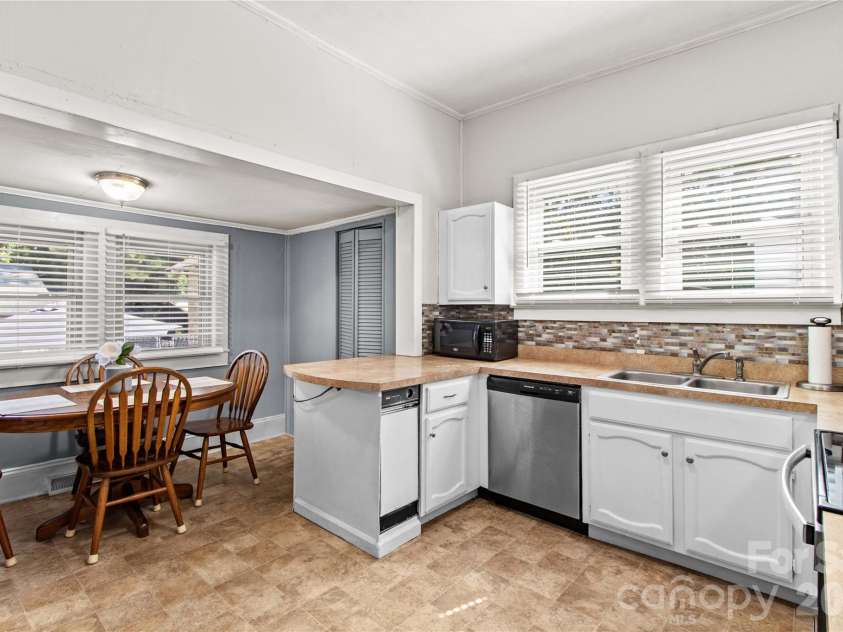 501 Main Street, Granite Quarry, NC 28146.  MLS# CAR4316463, YatesRealty ID 3729. 