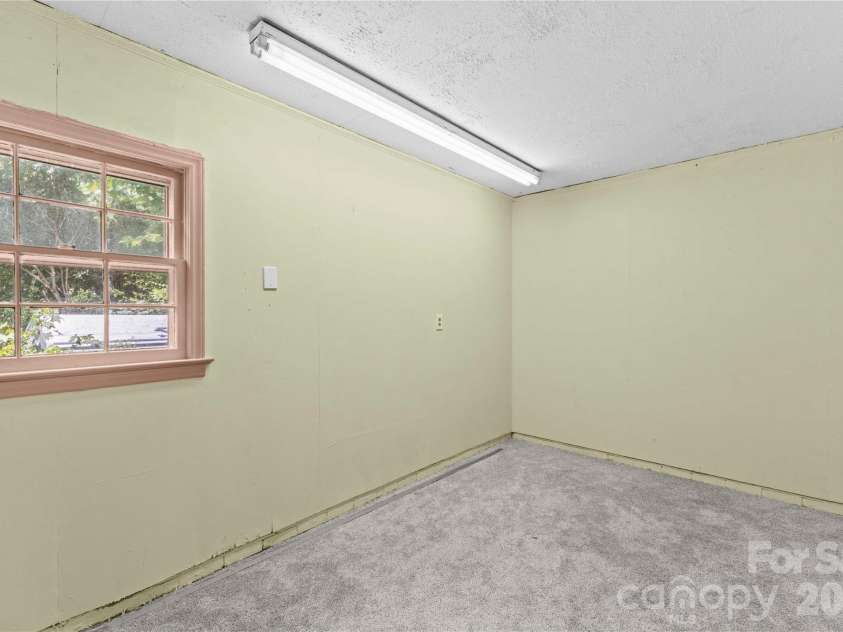 3304 Griffith Road, Monroe, NC 28112.  MLS# CAR4396831, YatesRealty ID 37290. 
