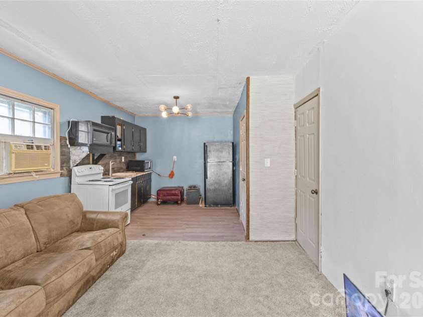 3304 Griffith Road, Monroe, NC 28112.  MLS# CAR4396831, YatesRealty ID 37290. 