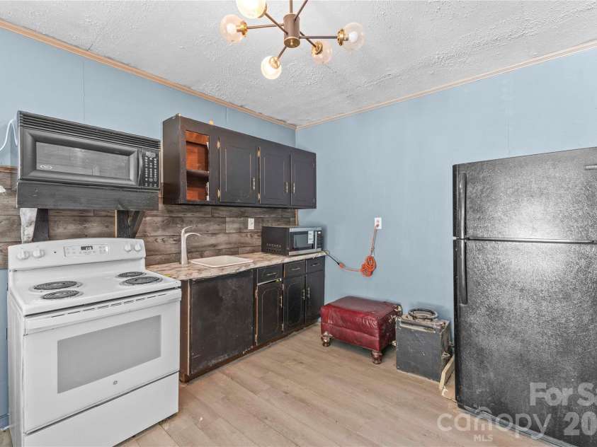 3304 Griffith Road, Monroe, NC 28112.  MLS# CAR4396831, YatesRealty ID 37290. 