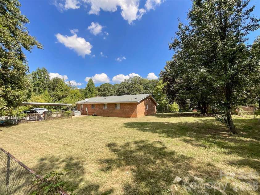 3304 Griffith Road, Monroe, NC 28112.  MLS# CAR4424980, YatesRealty ID 37290. 