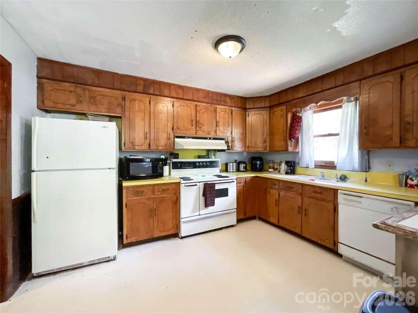 3304 Griffith Road, Monroe, NC 28112.  MLS# CAR4424980, YatesRealty ID 37290. 