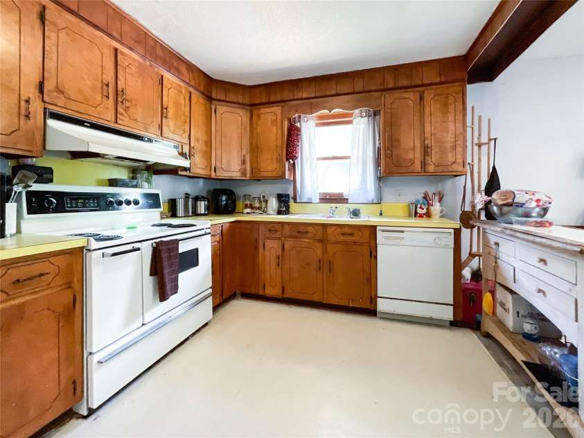 3304 Griffith Road, Monroe, NC 28112.  MLS# CAR4424980, YatesRealty ID 37290. 