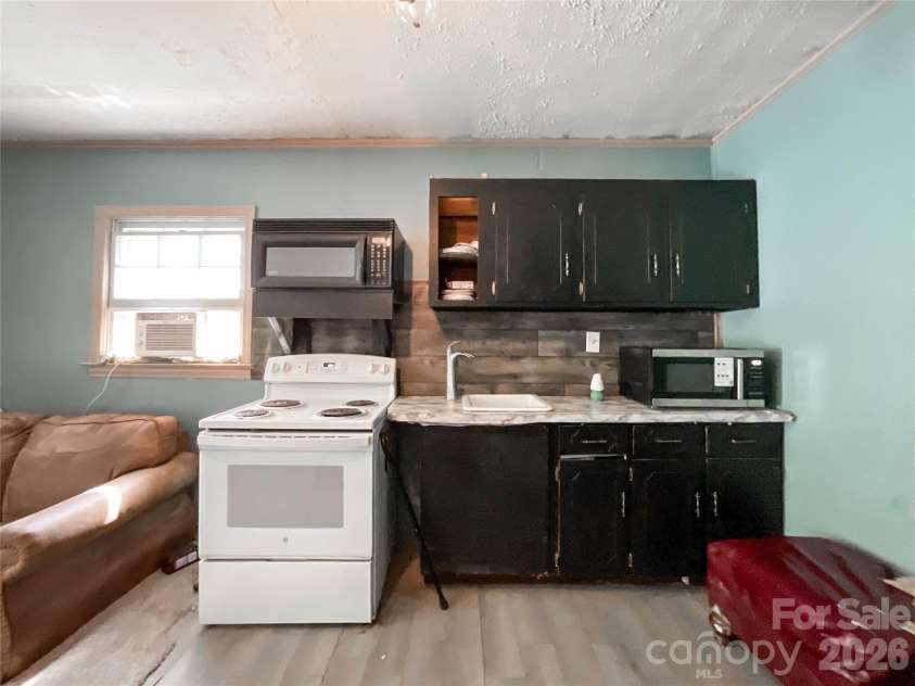 3304 Griffith Road, Monroe, NC 28112.  MLS# CAR4424980, YatesRealty ID 37290. 