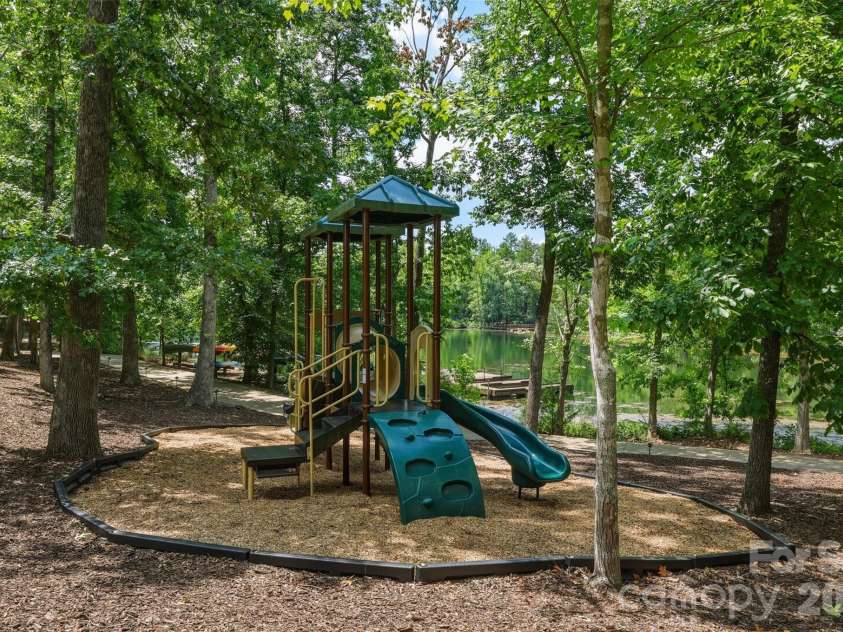 8158 Asher Chase Trail, Lancaster, SC 29720.  MLS# CAR4402857, YatesRealty ID 37291. 