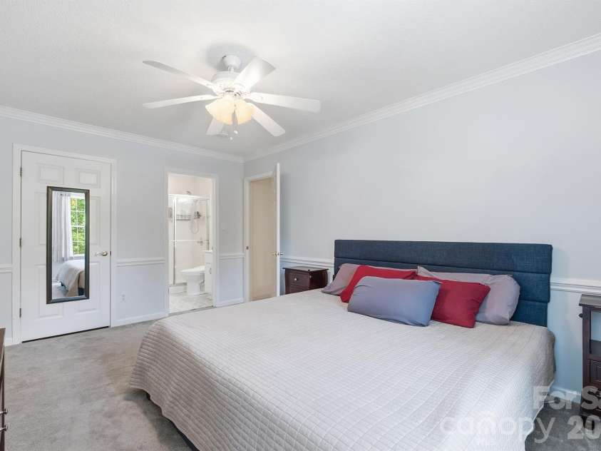 6421 Whitewater Drive, Charlotte, NC 28214.  MLS# CAR4399333, YatesRealty ID 37292. 