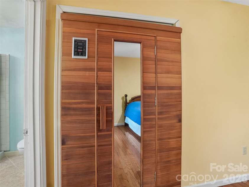 41 Saint Andrews Road, Arden, NC 28704.  MLS# CAR4377125, YatesRealty ID 37293. 