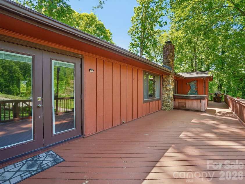 41 Saint Andrews Road, Arden, NC 28704.  MLS# CAR4377125, YatesRealty ID 37293. 
