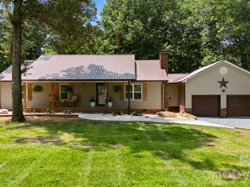 7848 NC Hwy 47 Highway, Lexington, NC 27292.  MLS# CAR4401388, YatesRealty ID 37294. 