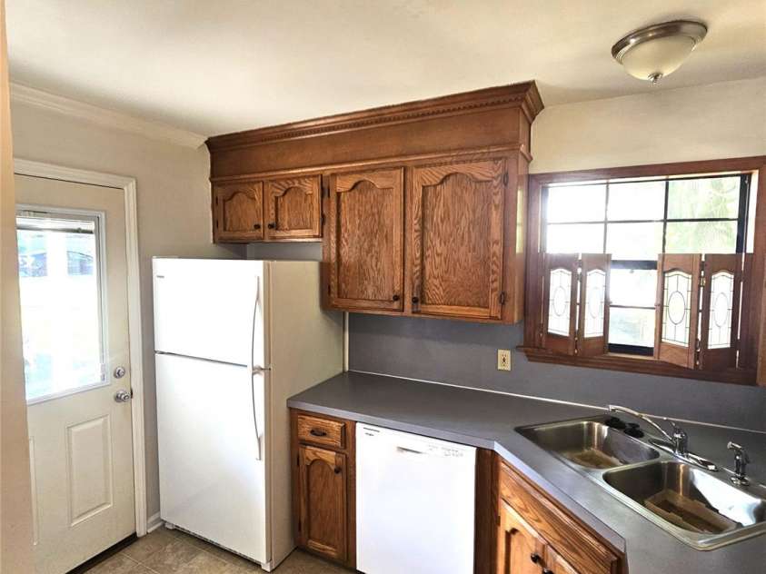 1926 Pinevalley Road, Rock Hill, SC 29732.  MLS# CAR4401771, YatesRealty ID 37296. Kitchen with Side Entrance/Exit to Driveway