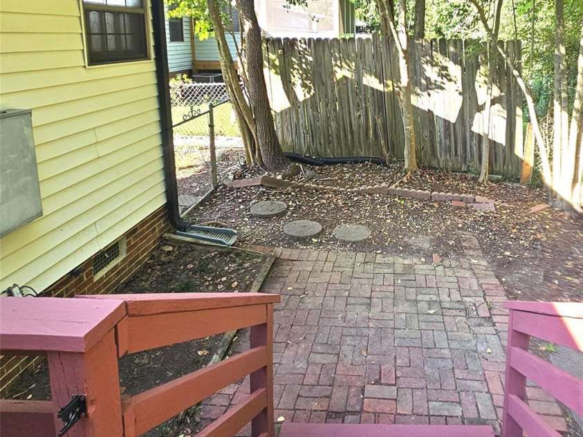 1926 Pinevalley Road, Rock Hill, SC 29732.  MLS# CAR4401771, YatesRealty ID 37296. Rear Steps to Backyard /Patio area