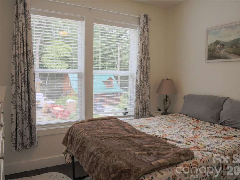 611 Twinbrook Lane, Maggie Valley, NC 28751.  MLS# CAR4402922, YatesRealty ID 37298. 