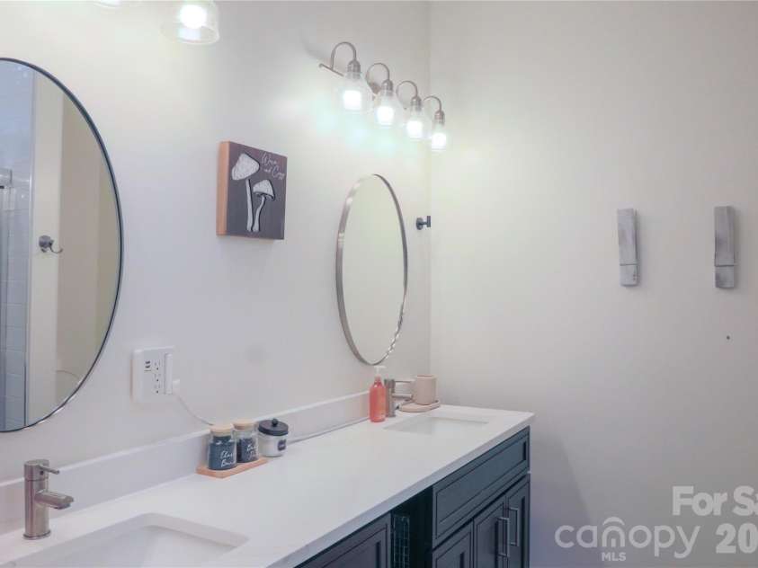 611 Twinbrook Lane, Maggie Valley, NC 28751.  MLS# CAR4402922, YatesRealty ID 37298. 