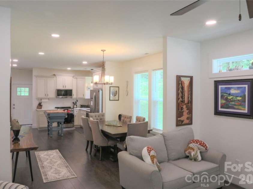 611 Twinbrook Lane, Maggie Valley, NC 28751.  MLS# CAR4402922, YatesRealty ID 37298. 