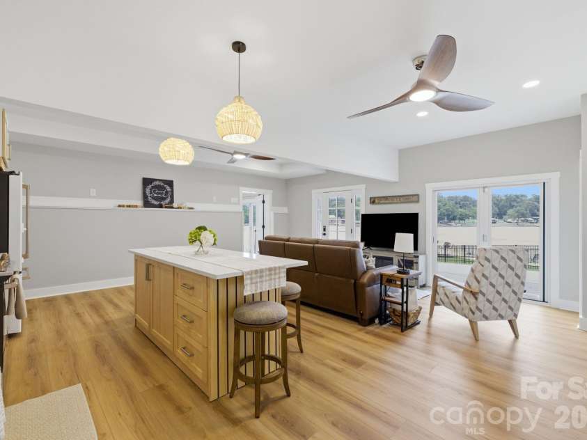 362 Shepps Boat Dock Road, Lexington, NC 27292.  MLS# CAR4403005, YatesRealty ID 37299. 