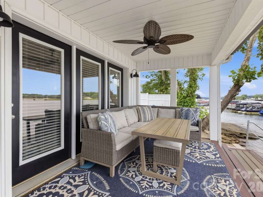 362 Shepps Boat Dock Road, Lexington, NC 27292.  MLS# CAR4403005, YatesRealty ID 37299. 