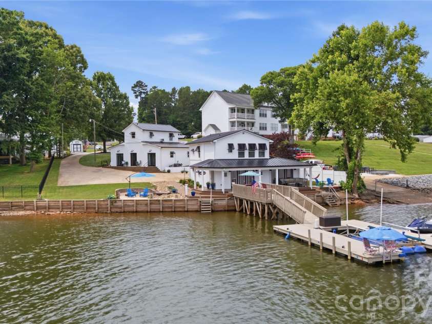 362 Shepps Boat Dock Road, Lexington, NC 27292.  MLS# CAR4403005, YatesRealty ID 37299. 